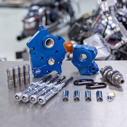 Chain Drive 465C Cam Chest Kit with Chrome Pushrod Tubes for Oil Cooled 2017-up M8 Models