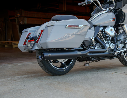 GNX 2-1 Exhaust System in Black for 2017-'25 M8 Touring - 49 State